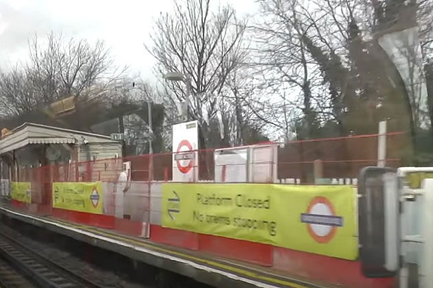 Platform closure at East Acton tube station