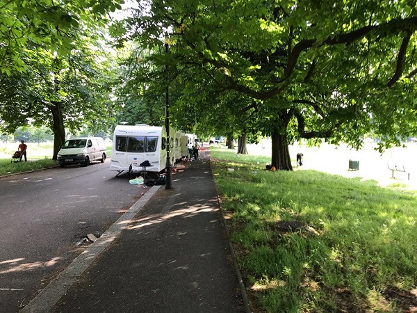 Travellers Ealing Common June 2018