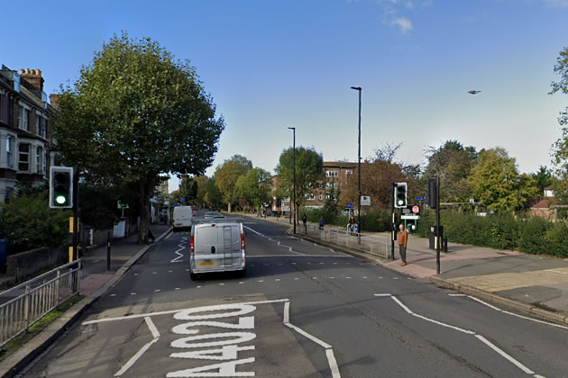 Pedestrian crossing on The Vale near Agnes Road