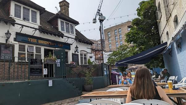 al fresco dining at the brewery tap