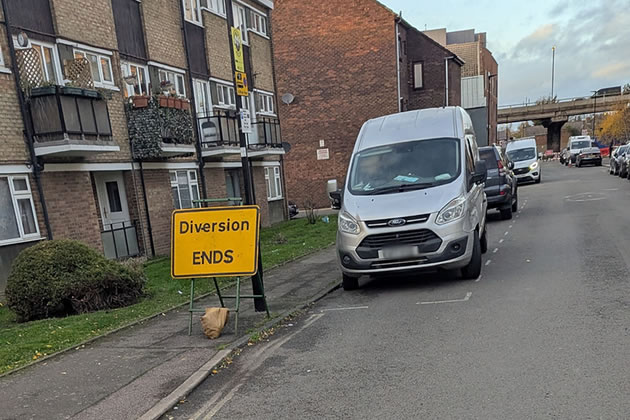 Brook Lane North diversion ends 