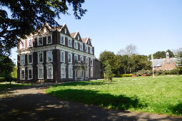 Hounslow Heritage Walks To Take in Boston Manor House