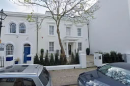 Bid To Turn Historic Isleworth House into Flats