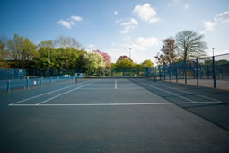 Isleworth Leisure Centre Set for New Padel Courts