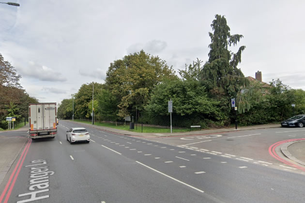 Hanger Lane near the junction with Chatsworth Road