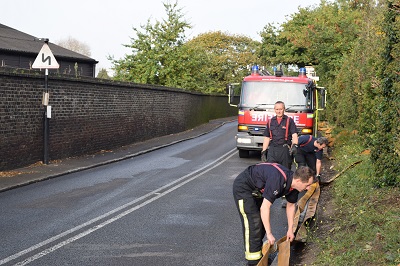 fire at Warren Farm