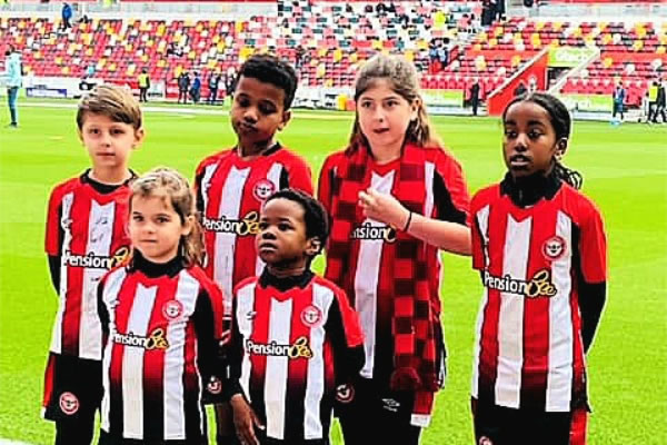 Local School Children Get to Be Bees Mascots