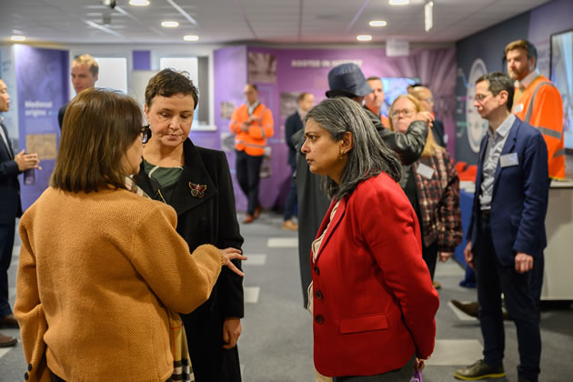 Rupa Huq hears from residents at the meeting 